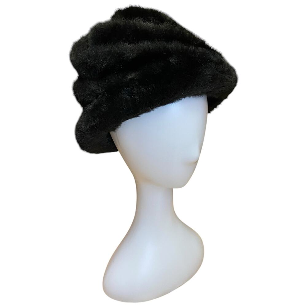 1960s Black Faux Fur Bucket Hat | Vintage Mod Winter Hat | MCM Style